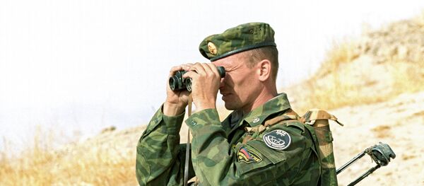 Дар марзи Тоҷикистону Афғонистон. Акс аз бойгонӣ - Sputnik Тоҷикистон