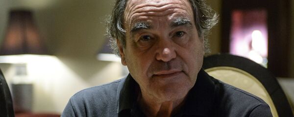 Оливер Стоун. Архивное фото. Оливер Стоун. Архивное фото. - Sputnik Таджикистан