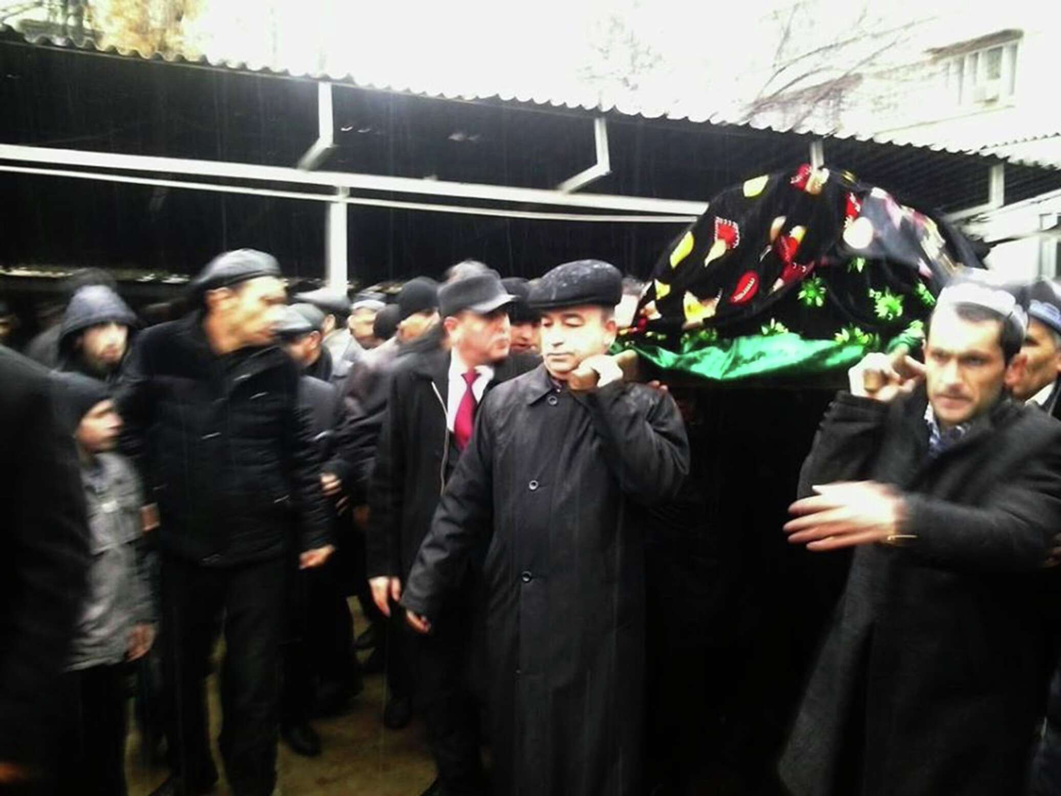 Таджикистан не выразил соболезнования. Суҳроб Шарипов. Джаназа ТОБУТ.