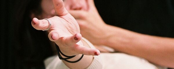 Насилие Насилие - Sputnik Тоҷикистон