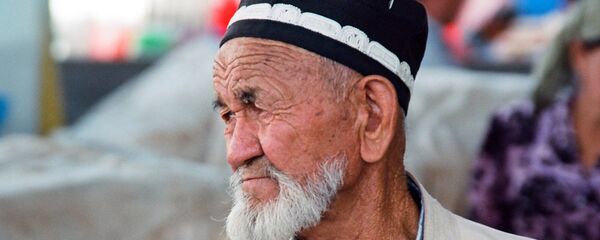 Узбекский пенсионер. Архивное фото Узбекский пенсионер. Архивное фото - Sputnik Таджикистан