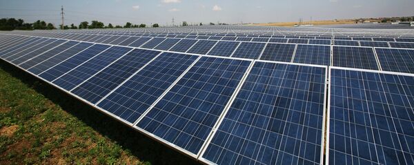 Солнечная электростанция, архивное фото Солнечная электростанция, архивное фото - Sputnik Таджикистан