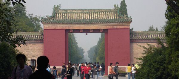 Ворота в Пекине, архивное фото - Sputnik Таджикистан