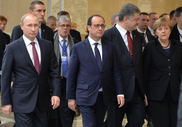 Переговоры лидеров России, Германии, Франции и Украины в Минске - Sputnik Таджикистан