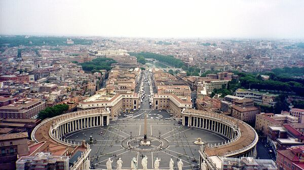Вид на Рим с купола собора св. Петра в Ватикане. Архивное фото - Sputnik Тоҷикистон