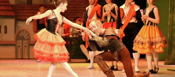 Дон Кихот в театре оперы и балета им. С. Айни Дон Кихот в театре оперы и балета им. С. Айни - Sputnik Таджикистан