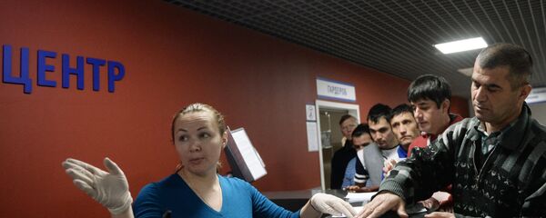 Ироъаи нахустин муҷҷавизҳои кор. Акс аз бойгонӣ Ироъаи нахустин муҷҷавизҳои кор. Акс аз бойгонӣ - Sputnik Тоҷикистон