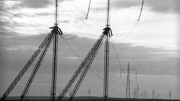 Линия электропередачи, архивное фото - Sputnik Таджикистан