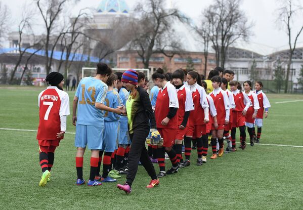 Матч между командами Ласточка – Регар-ТадАЗ - Sputnik Таджикистан