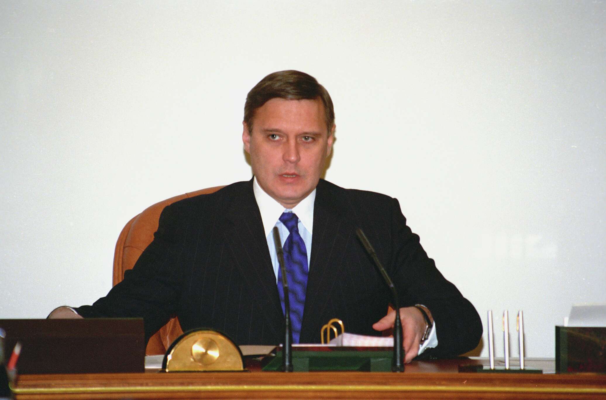Первый премьер министр россии. Касьянов 2004.