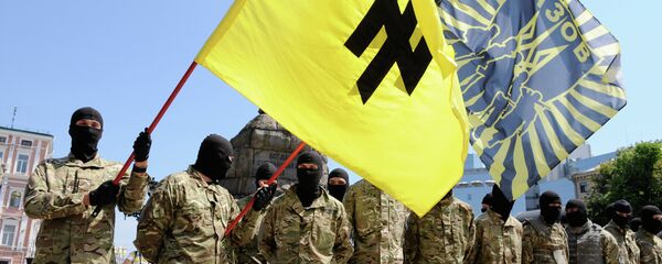 Ҷангиёни баталони Азов Ҷангиёни баталони Азов - Sputnik Тоҷикистон