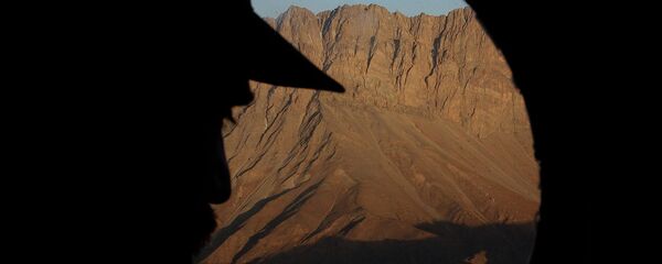 Афсари афғон манотиқи марзӣ бо Тоҷикистонро назорат мекунад. Акс аз бойгонӣ Афсари афғон манотиқи марзӣ бо Тоҷикистонро назорат мекунад. Акс аз бойгонӣ - Sputnik Тоҷикистон