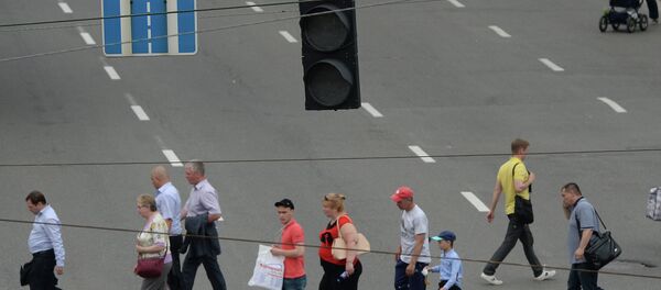 Пешеходный переход. Архивное фото Пешеходный переход. Архивное фото - Sputnik Таджикистан