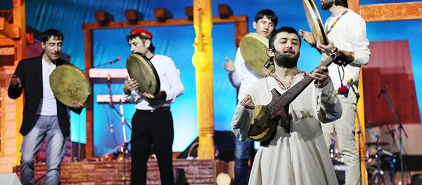 Консерт бахшида ба Навруз. Акс аз бойонӣ - Sputnik Тоҷикистон