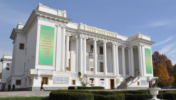 Театр оперы и балета им. С. Айни. Архивное фото Театр оперы и балета им. С. Айни. Архивное фото - Sputnik Таджикистан