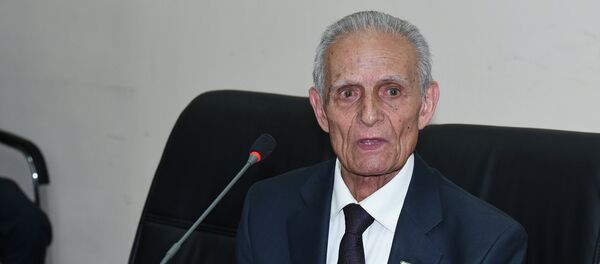 Мумин Каноат - Sputnik Тоҷикистон