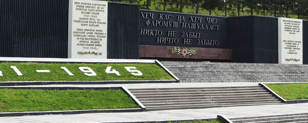 Парк Победы в Душанбе Парк Победы в Душанбе - Sputnik Таджикистан