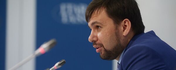 Председатель Верховного совета самопровозглашенной Донецкой народной республики Денис Пушилин. Архивное фото - Sputnik Тоҷикистон