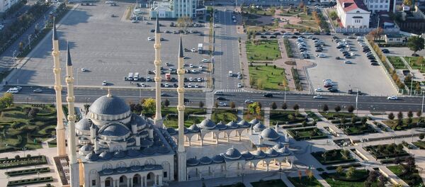 Центральная мечеть им. Ахмата Кадырова Сердце Чечни в Грозном. - Sputnik Тоҷикистон
