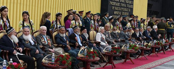 Рӯзи Ғалаба дар Душанбе. Акс аз бойгонӣ - Sputnik Тоҷикистон