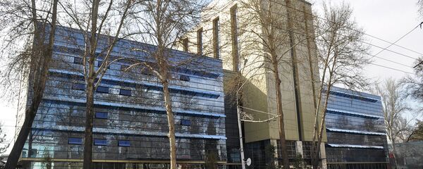 Здание Ориенбанк в Душанбе. Архивное фото Здание Ориенбанк в Душанбе. Архивное фото - Sputnik Таджикистан