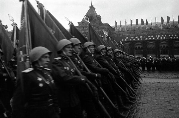 Парад Победы на Красной площади. Архивное фото - Sputnik Таджикистан