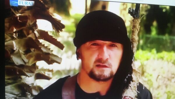 Кадр из видеоролика, в котором Гулмурод Халимов заявил о присоединении к ИГ - Sputnik Таджикистан