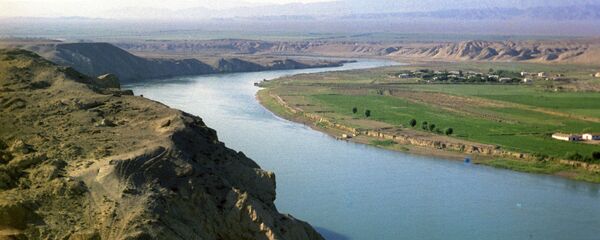 Дарёи Сирдарё дар шаҳри Хуҷанд - Sputnik Тоҷикистон