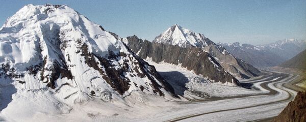 Пиряхи Федченко дар Помир. Акс аз бойгонӣ - Sputnik Тоҷикистон