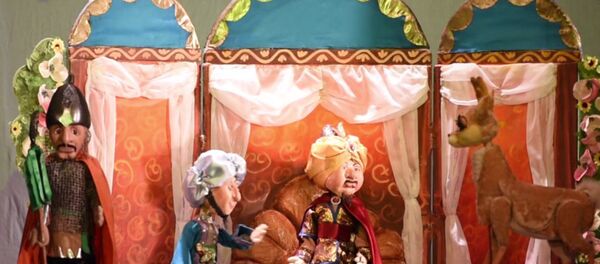 Фестиваль Парасту: Чкаловский кукольный театр показал Золотую лань - Sputnik Таджикистан