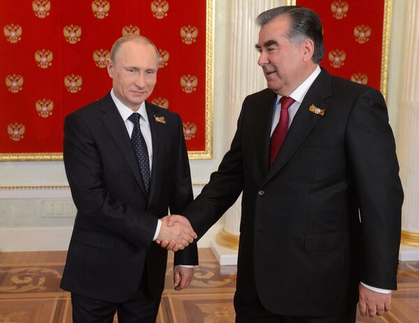 Церемония встречи президентом России В.Путиным глав иностранных делегаций и почетных гостей - Sputnik Таджикистан