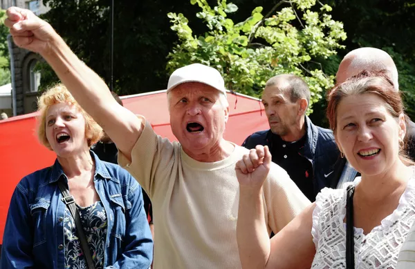 Роҳпаймоии Бахши рост (Правий сектор) дар назди дафтари райисҷумҳури Украина - Sputnik Тоҷикистон