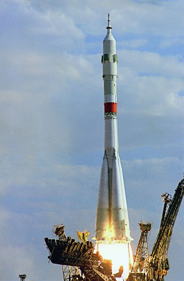 Космический корабль Союз-19 - Sputnik Таджикистан