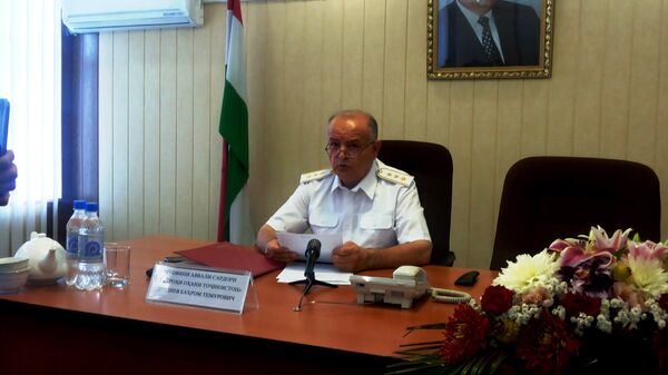 Заместитель главы Таджикских железных дорог Бахром Шодиев на пресс-конференции - Sputnik Таджикистан