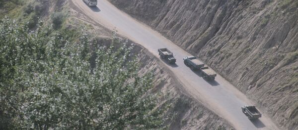 Роҳи кӯҳии Помир. Акс аз бойгонӣ - Sputnik Тоҷикистон