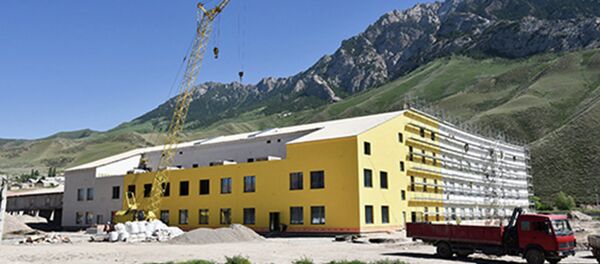 Строительство кампуса УЦА в Нарыне - Sputnik Тоҷикистон