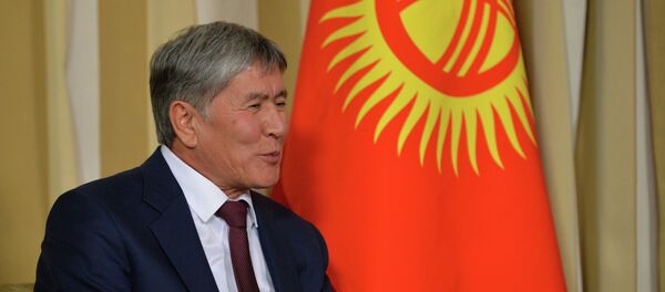 Алмосбек Отамбоев. Акс аз бойгонӣ Алмосбек Отамбоев. Акс аз бойгонӣ - Sputnik Тоҷикистон