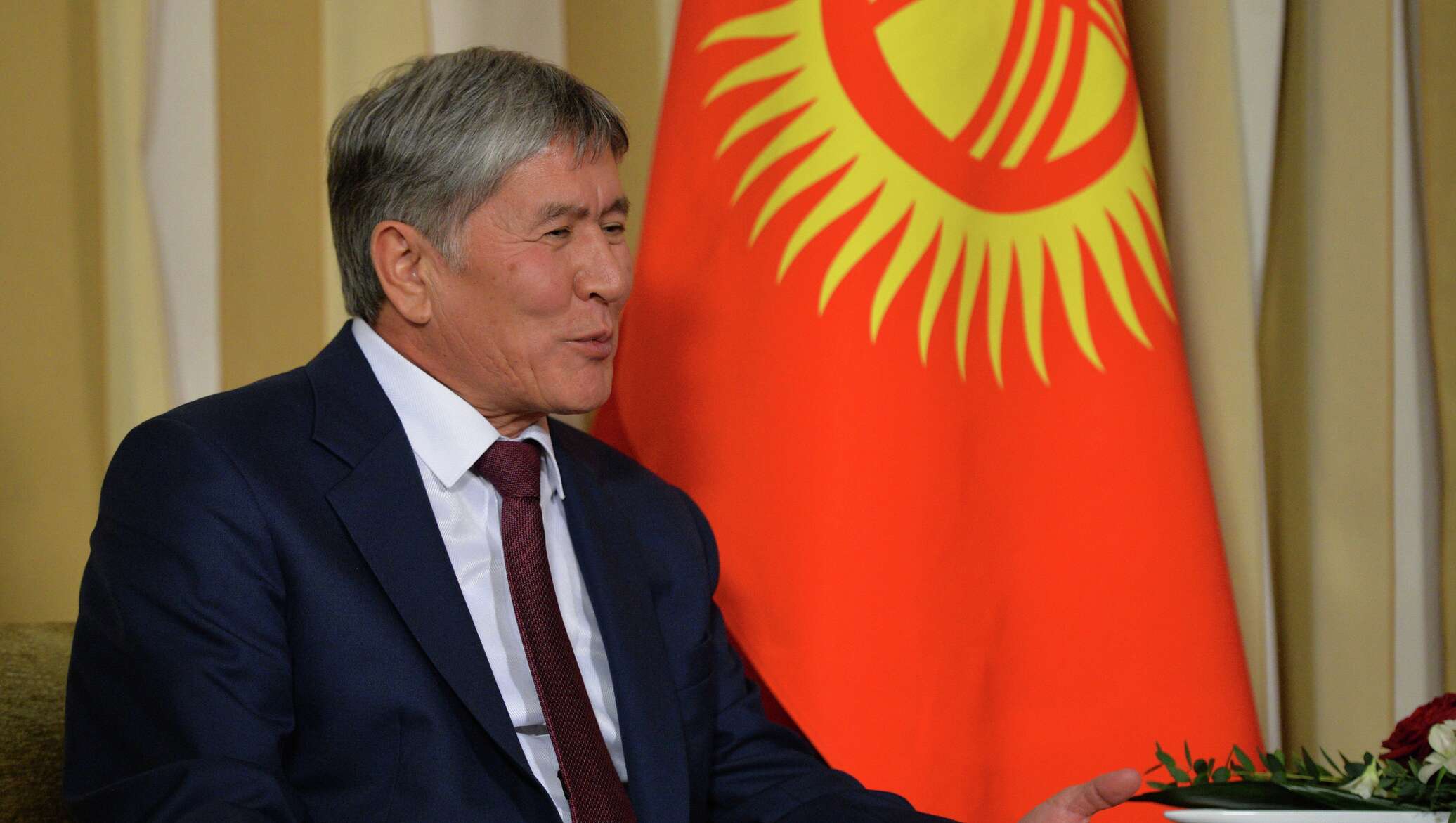 1 президент киргизии 5 букв
