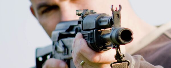 Силоҳи Калашников. Акс аз бойгонӣ - Sputnik Тоҷикистон