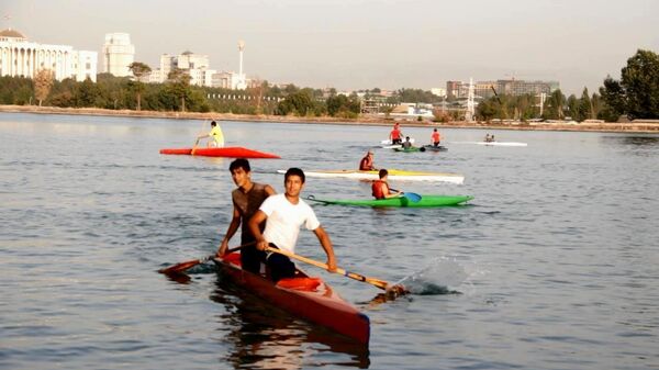 Около 150 человек сейчас занимаются греблей в Таджикистане - Sputnik Таджикистан