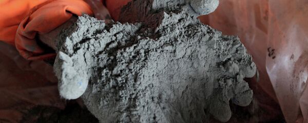 Производство цемента. Архивное фото - Sputnik Тоҷикистон