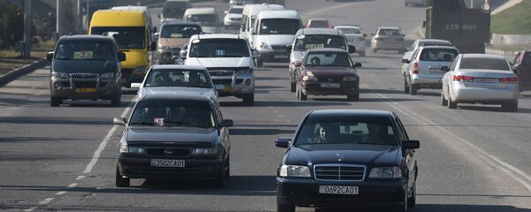 Дорога в Душанбе. Архивное фото - Sputnik Тоҷикистон