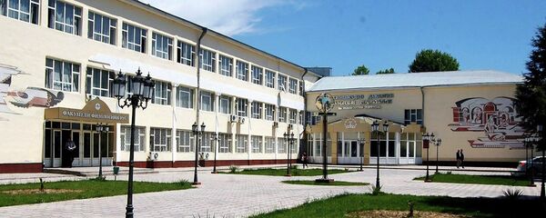Таджикский государственный институт языков имени С. Улугзода. Архивное фото - Sputnik Таджикистан