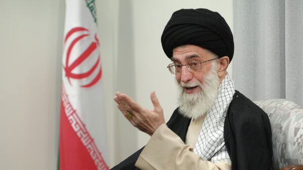 Духовный лидер Ирана аятолла Сейед Али Хаменеи - Sputnik Тоҷикистон