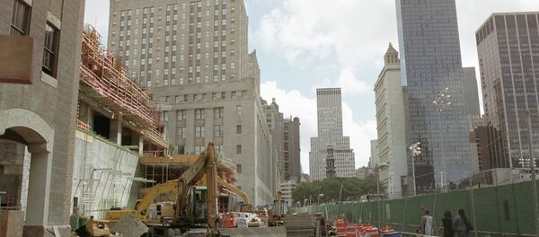 Таркиш дар маркази савдо дар Ню-Йорк. Акс аз бойгонӣ - Sputnik Тоҷикистон