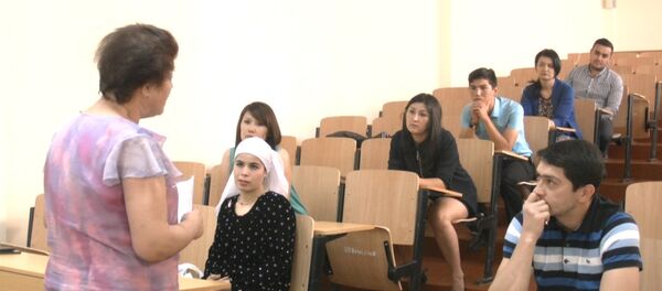 Мантиқро ба кор меандозем, ё дар бораи имтиҳонсупории муҳоҷирон - Sputnik Тоҷикистон