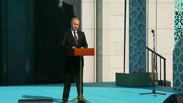 Достойна России – Путин об обновленной Московской соборной мечети - Sputnik Таджикистан