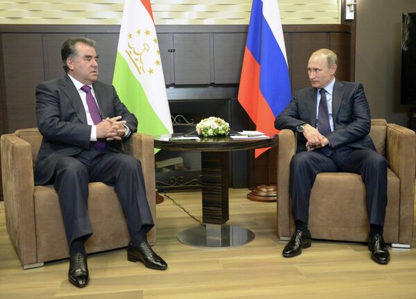 Рабочая встреча президента РФ В.Путина с президентом Таджикистана Э.Рахмоном - Sputnik Таджикистан