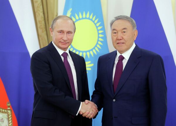Путин и Назарбаев. Архивное фото Путин и Назарбаев. Архивное фото - Sputnik Таджикистан