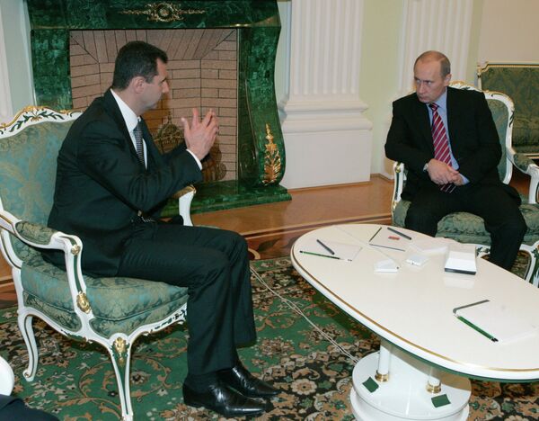 Башар Асад, Владимир Путин. Архивное фото - Sputnik Таджикистан